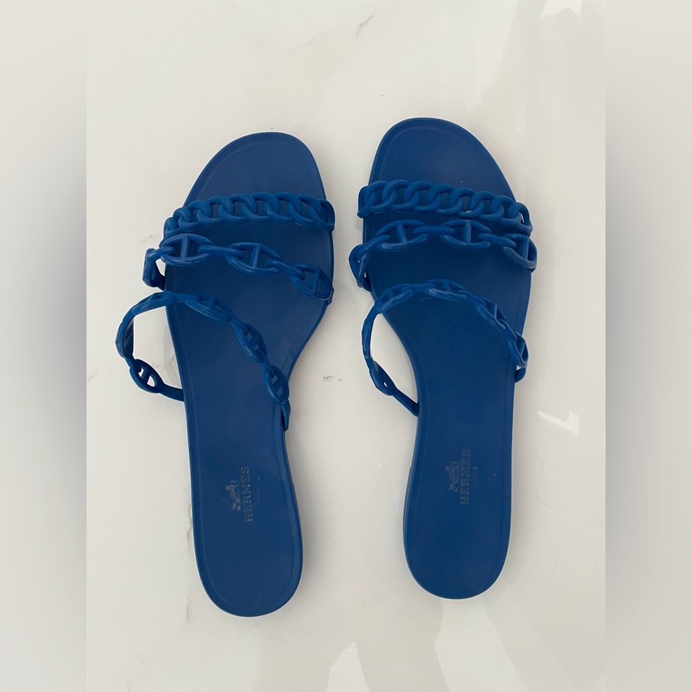 HERMES brand new, cobalt blue rubber, rivage sandals